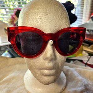 Celine fabulous sunglasses red frames gray lenses CL40008 66V 48 26 150